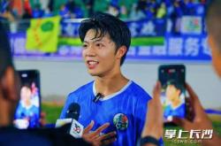 牛(niú)！长沙伢子张涛倒挂金钩入选《天下足球》十佳球