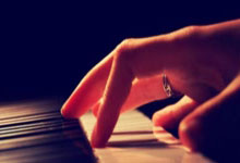 杨瀚森NBA发展联盟第二战“準(zhǔn)两双” 混音2分惜敗(bài)湖(hú)人