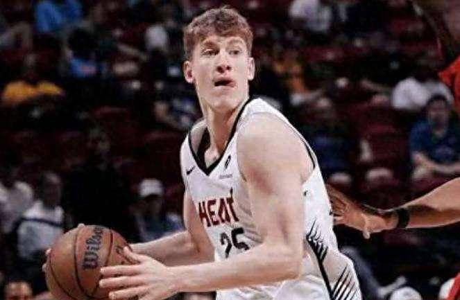 NBA夏季联赛明日赛程揭晓:湖人对阵掘金,步行者迎战鹈鹕