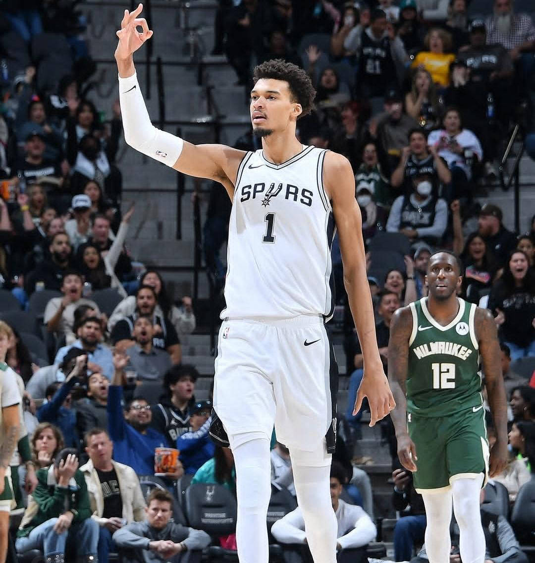 马刺组建超级双塔,马尔卡宁或成关键!勇士后悔错失机会