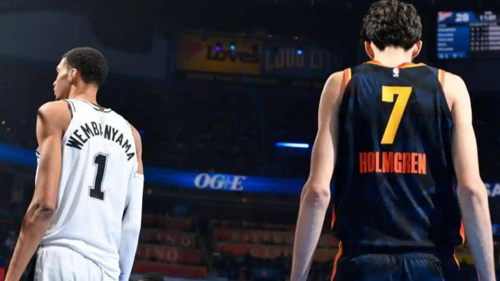 流量大战!NBA公布圣诞大战赛程,东部仅一场,西部看点十足!