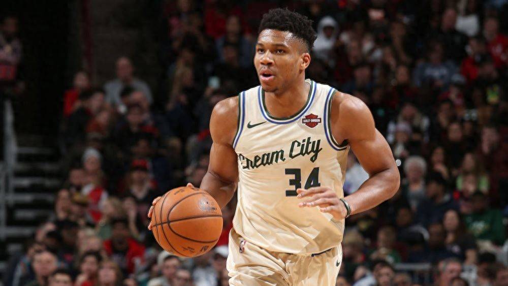 密尔沃基雄鹿队重启奶油城城市版队服