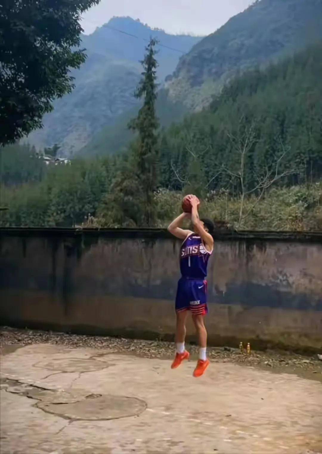 德文布克视频喊话中国布克，这下有好戏看了！