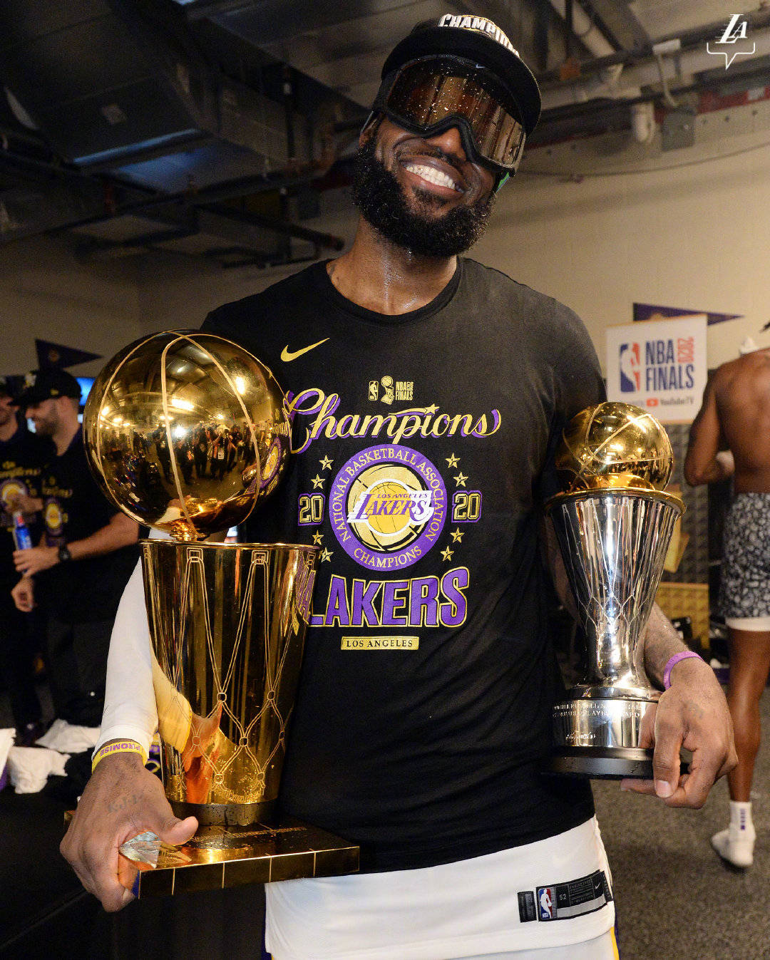 科比前队友：2020年湖人总冠军是过去六年最难的！