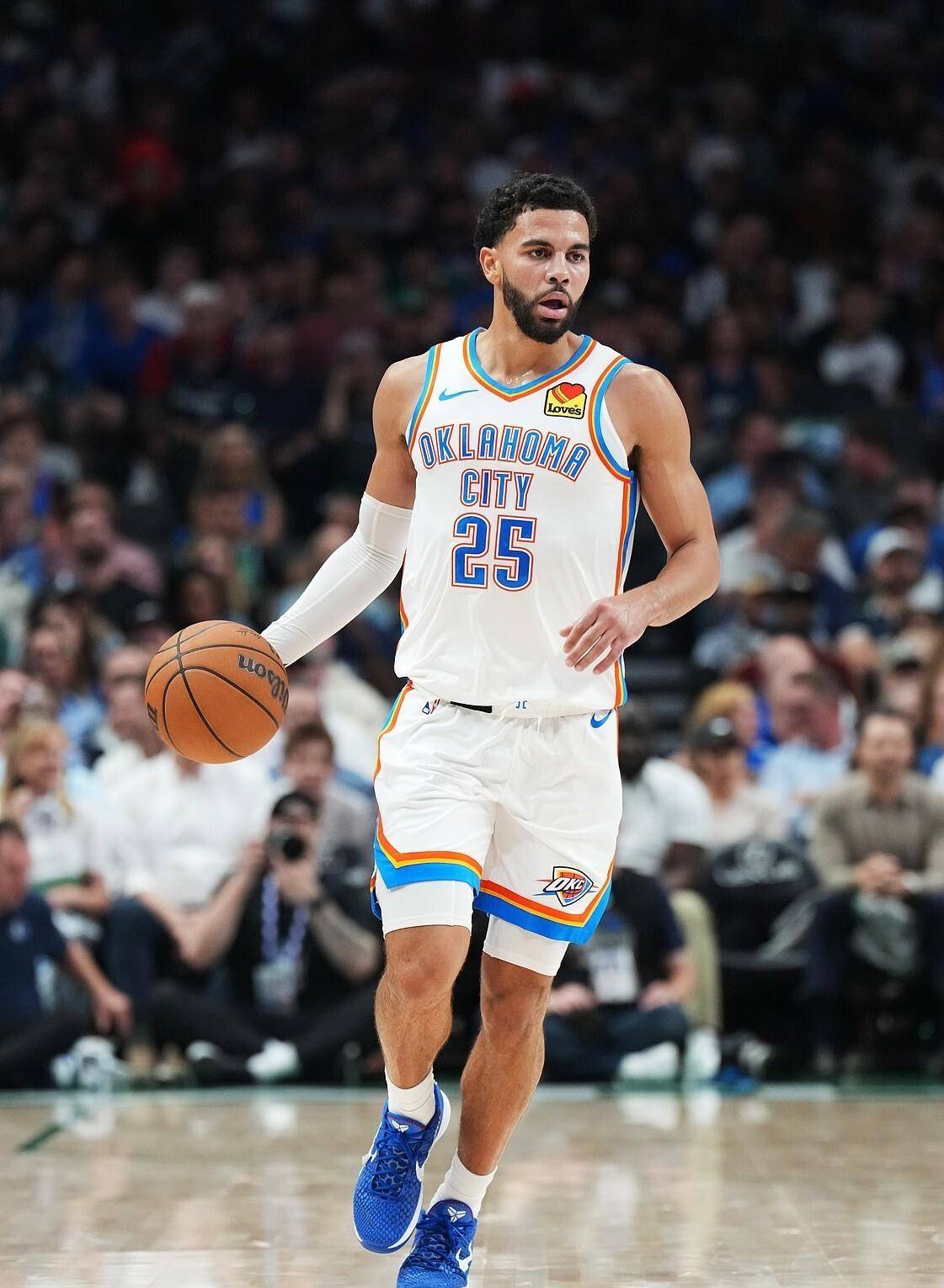 雷霆6连胜，马刺5连胜，雄鹿打败勇士，NBA东西部最新排名揭晓