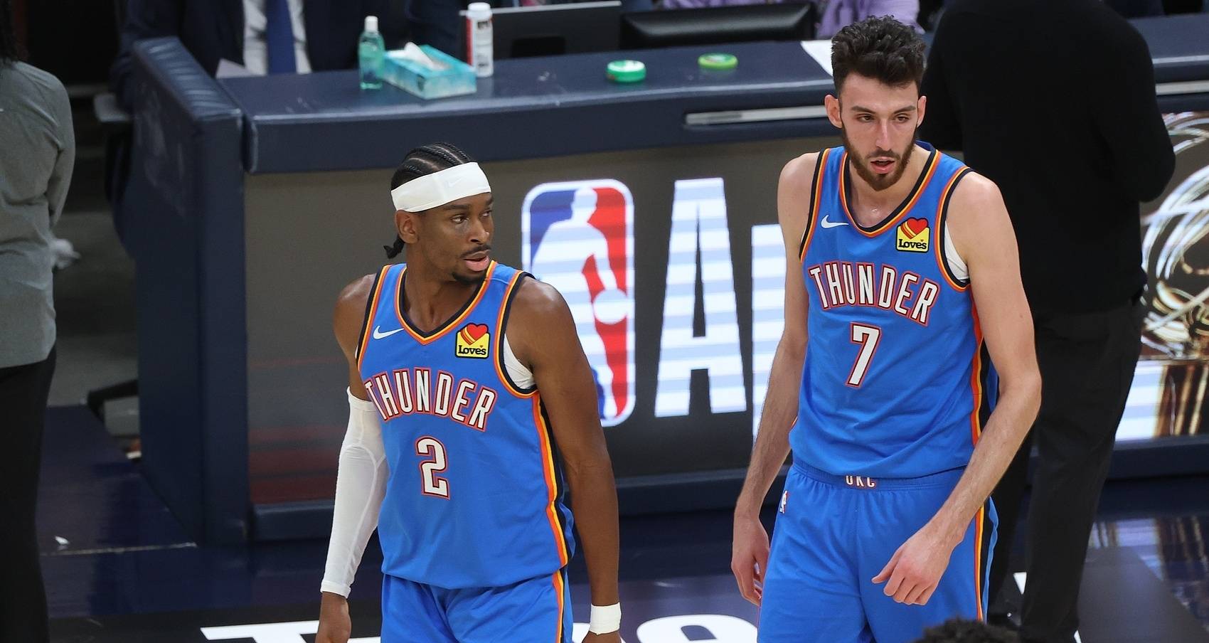 火箭124-125雷霆！NBA揭幕战：杜兰特首秀23分，双加时憾负！